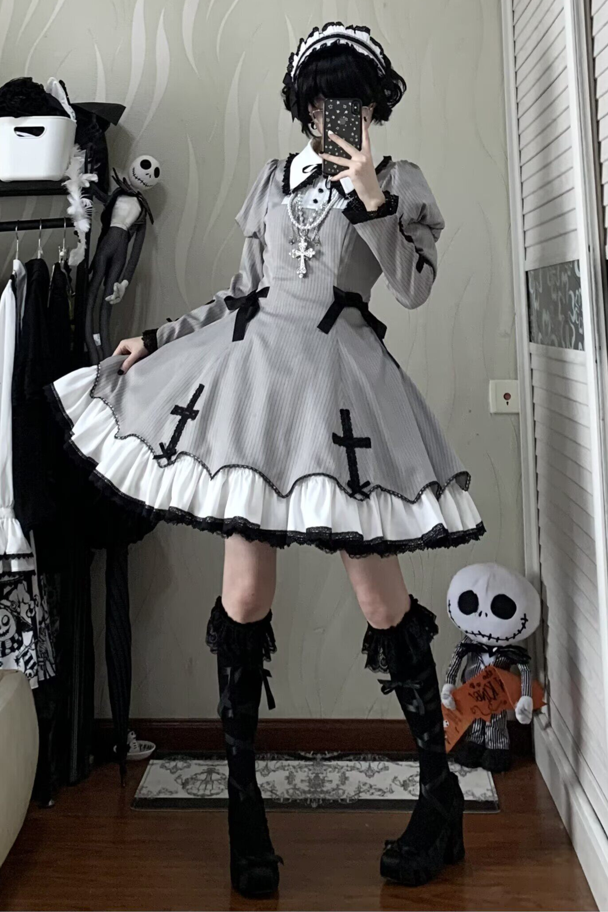 [Reservation deadline February 26th] Retro Gothic Lolita Dress + Hairband