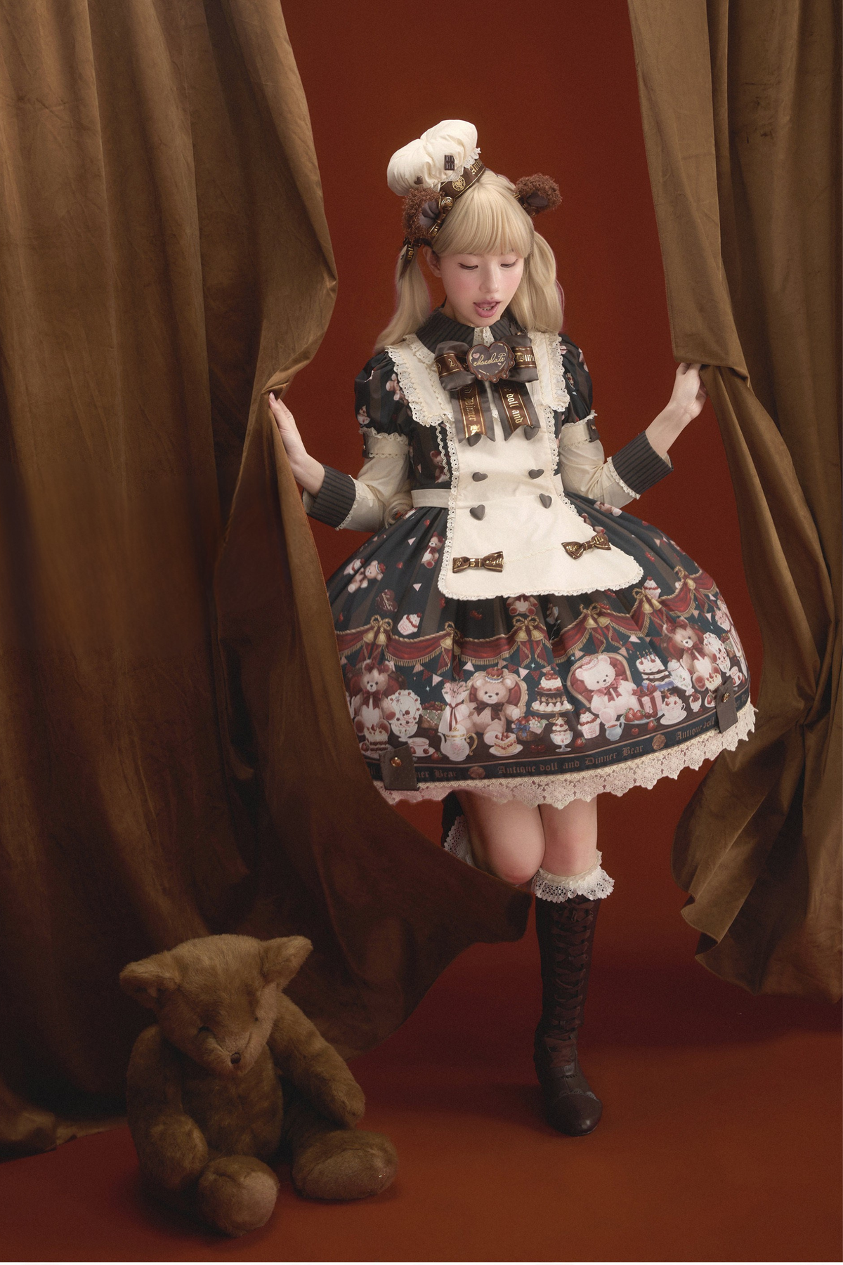 Antique Bear Chef Lolita Dress + Apron + Sleeves + Headband + Brooch + Hair Clip + Hat