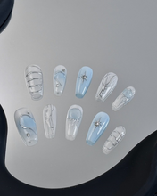 Load image into Gallery viewer, Blush Blue Gilt Handmade Fresh Wearable Nails
