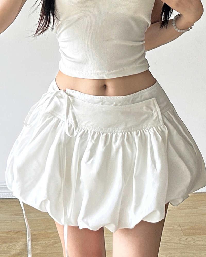 Asymmetrical V-waist Bud Skirt