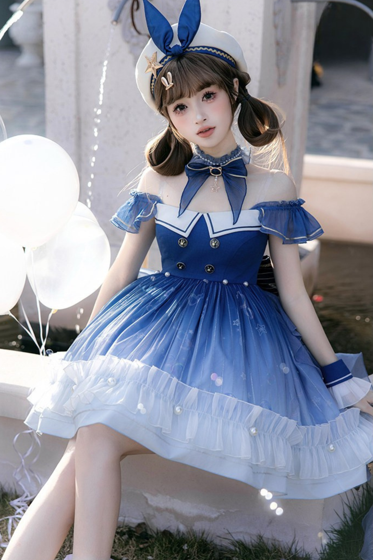 【Reservation Deadline February 28】Gradient Bubble Dress + Bunny Ear Pin + Sleeves + Hat