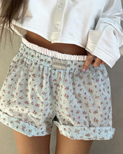 Load image into Gallery viewer, Mint Mambo Floral Shorts
