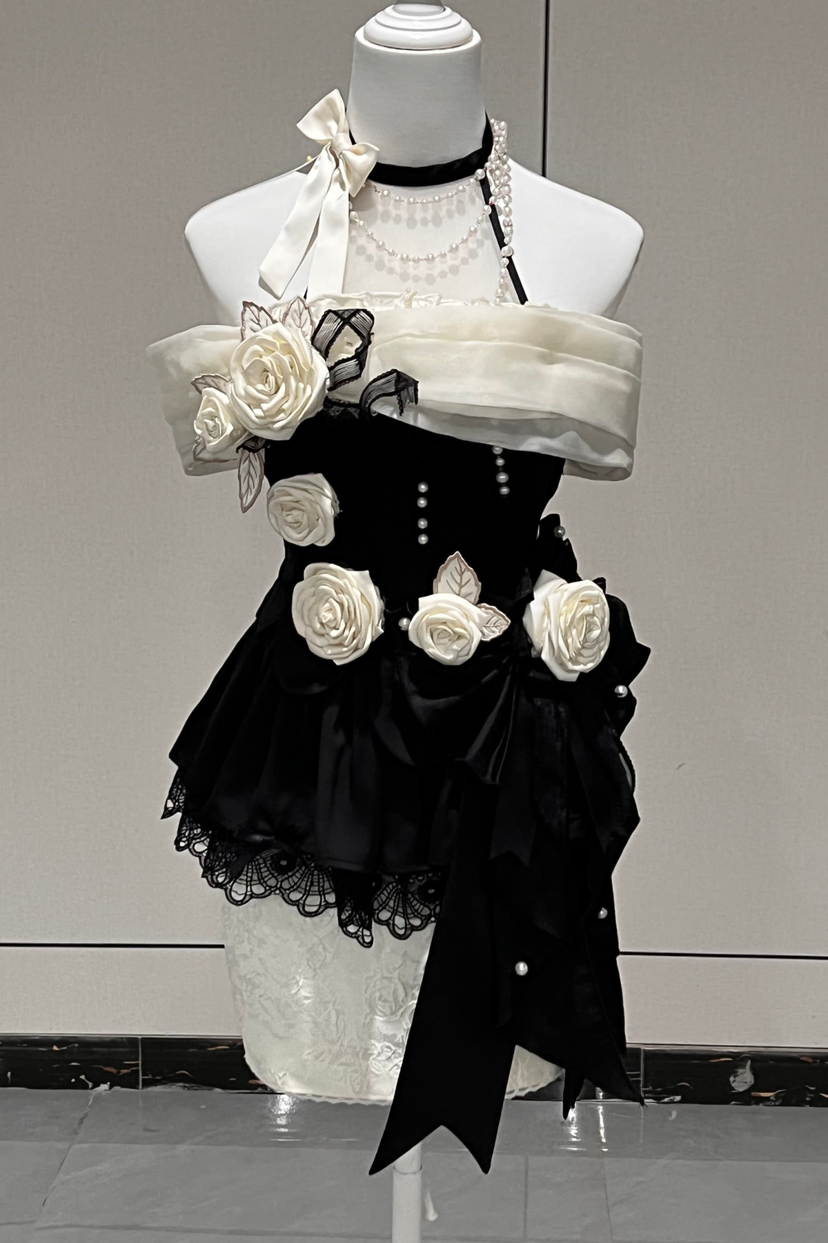 Night Venus Lolita Halterneck Top + Flare Skirt + Tight Skirt + Overlay Skirt + Hat + Tail