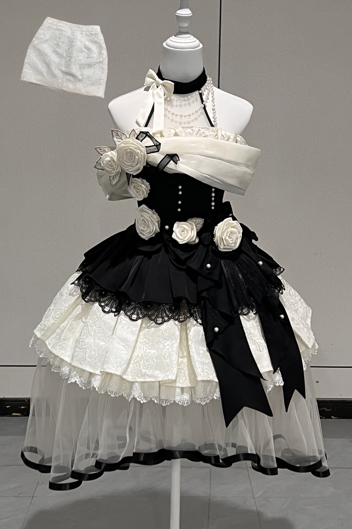 Night Venus Lolita Halterneck Top + Flare Skirt + Tight Skirt + Overlay Skirt + Hat + Tail
