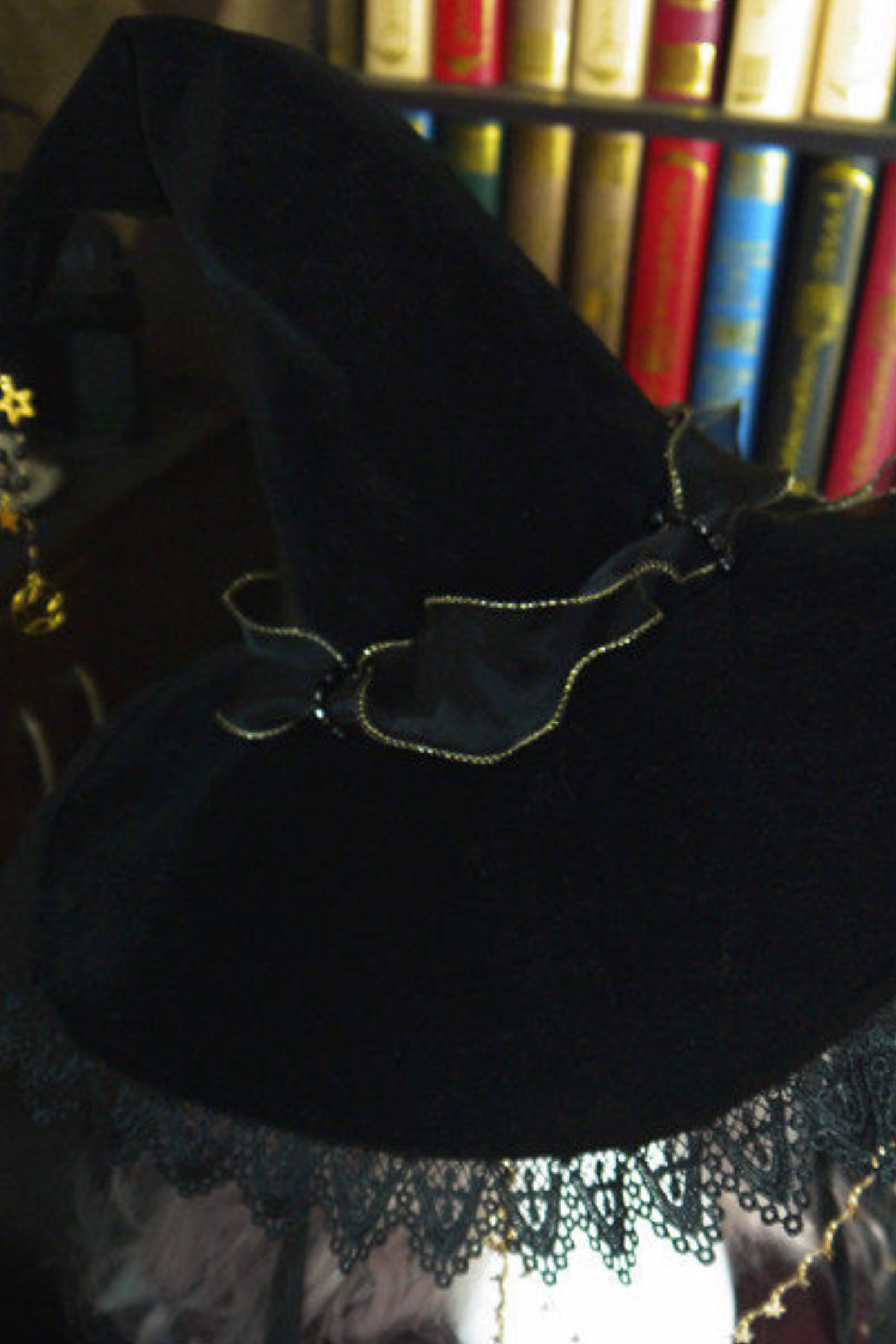 Element Gorgeous Witch Hat