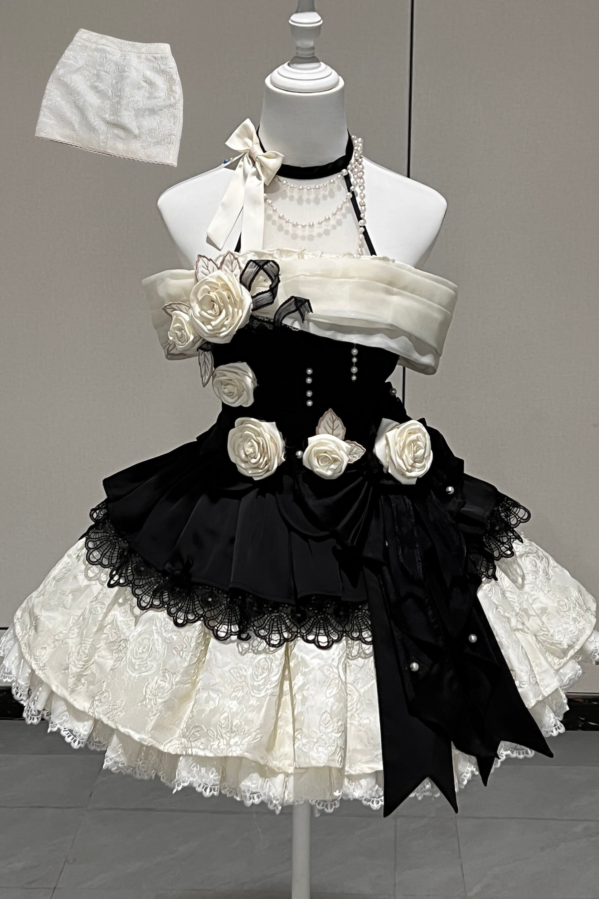 Night Venus Lolita Halterneck Top + Flare Skirt + Tight Skirt + Overlay Skirt + Hat + Tail Tops+ Flare Skirt+Tight Skirt + Tail