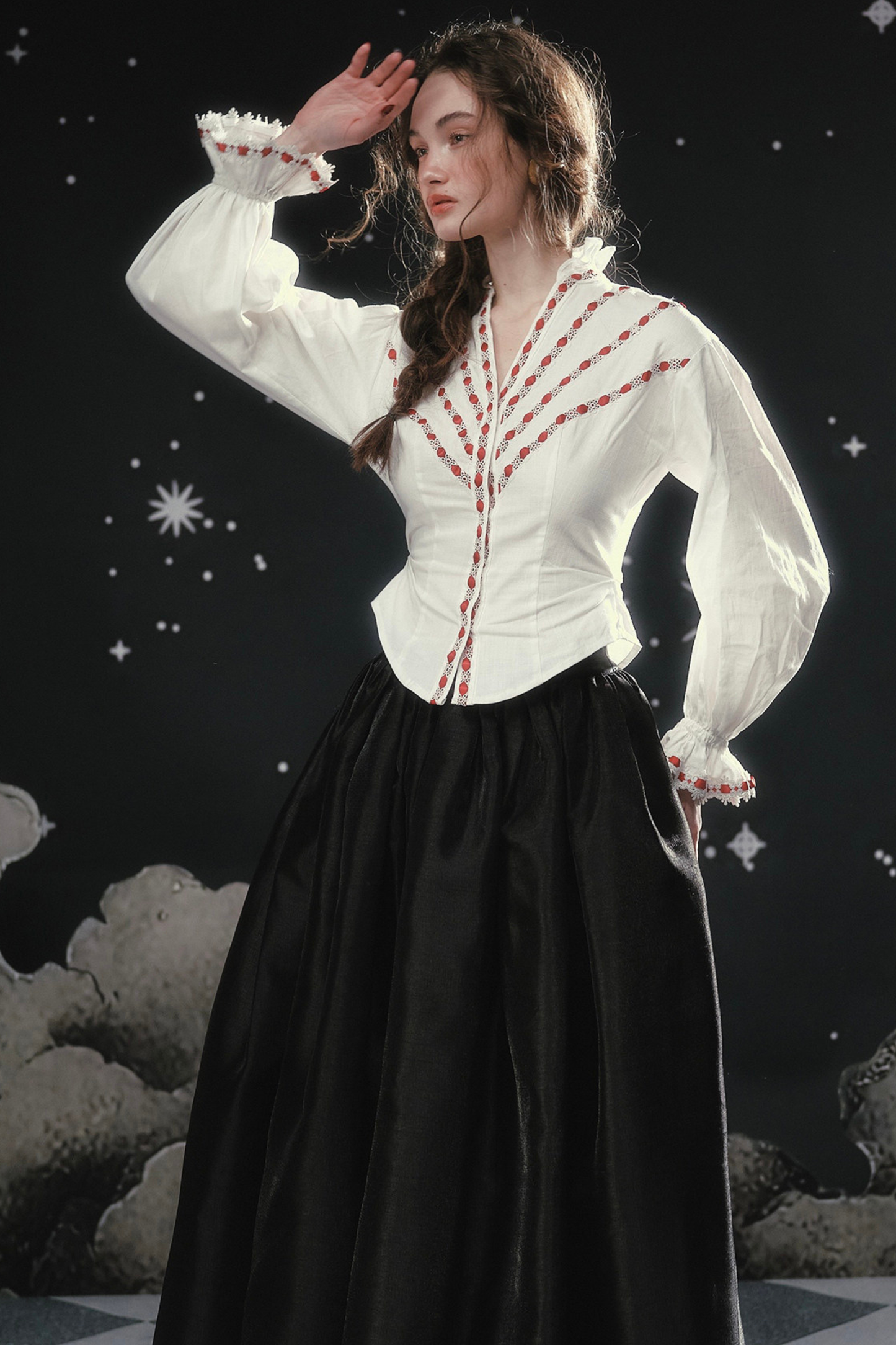 Pearl Essent Satin Puffy Skirt
