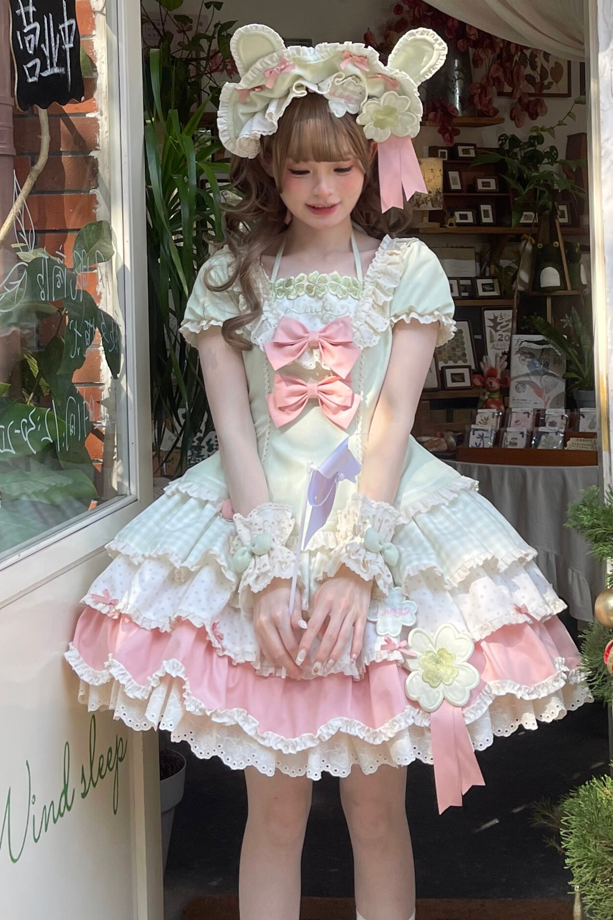 Four-Leaf Clover Lolita Dress + Sleeves + Bonnet