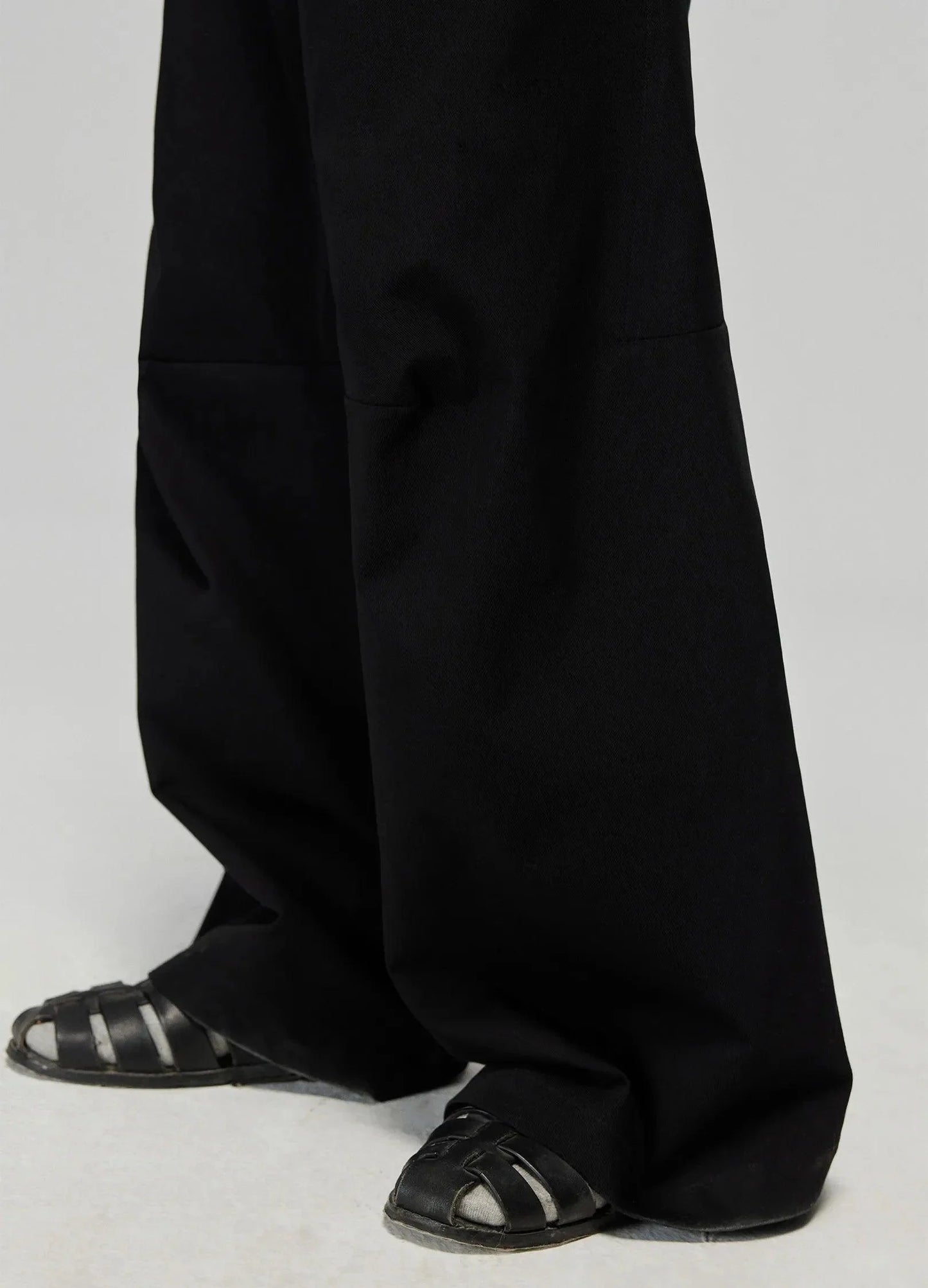 Wide-Leg Cotton Trousers With Darted Knees