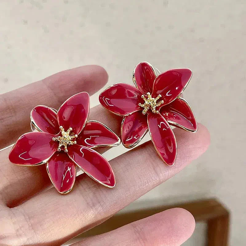 Flower Gold Stud Earrings Maroon