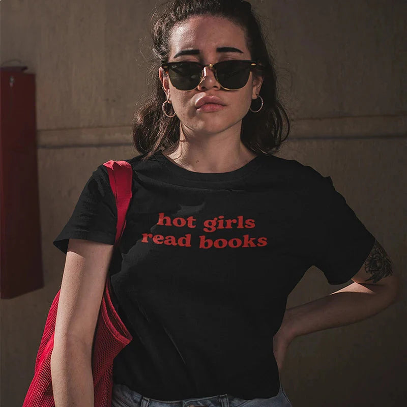 Hot Girls Read Books Tee Black