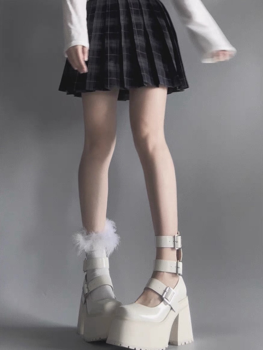 Dear Anna Dolly Platform Heels