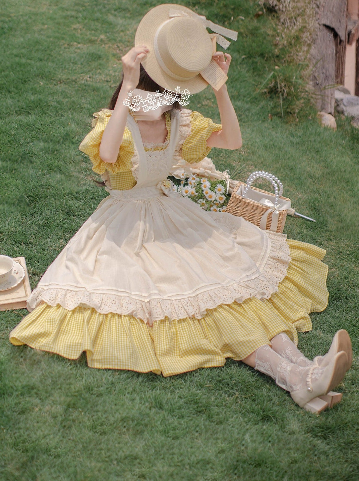 【Pre-order item】Retro Girly Yellow Dress + Apron + Ribbon