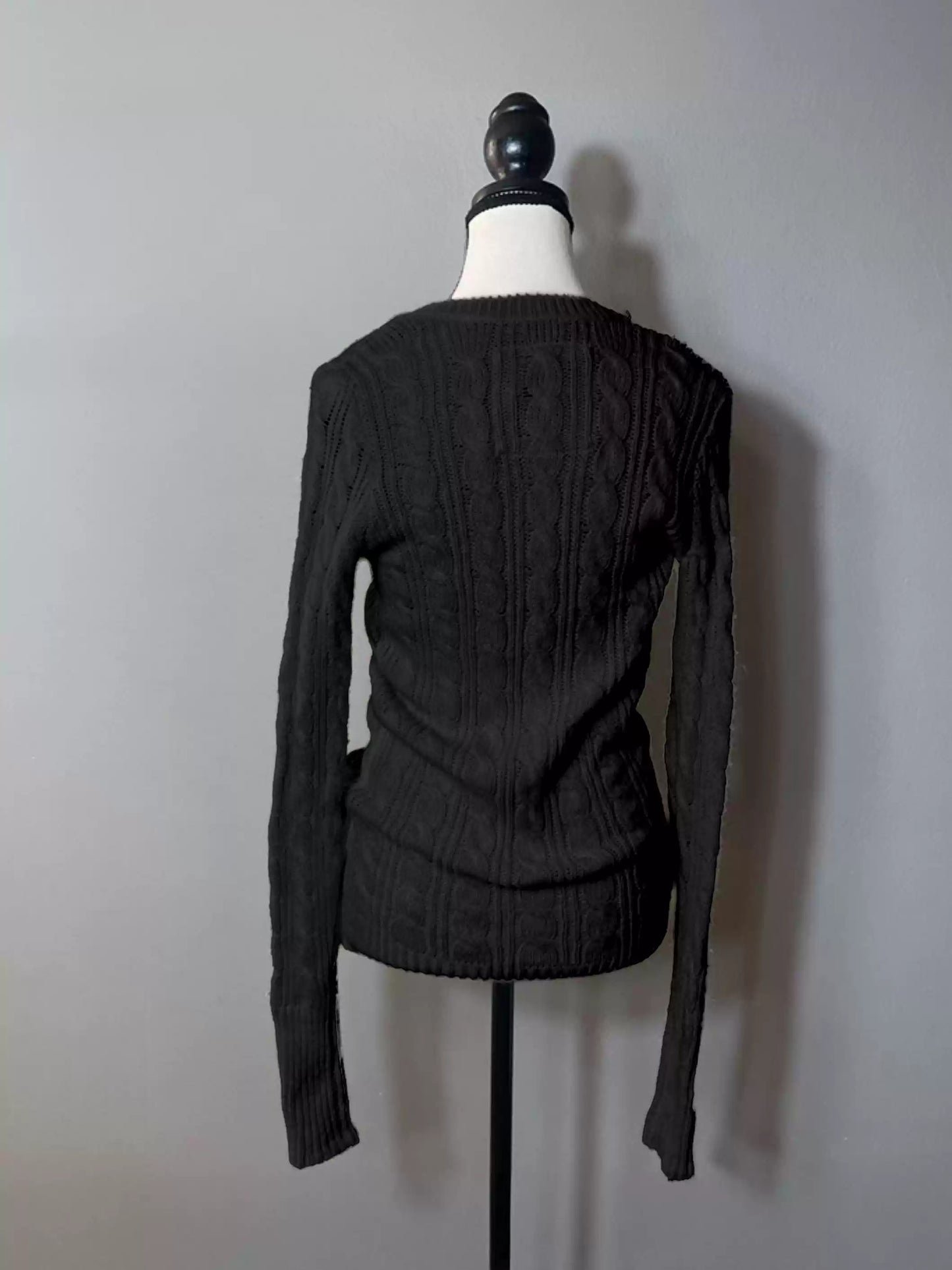 White twist V-neck knitted cardigan