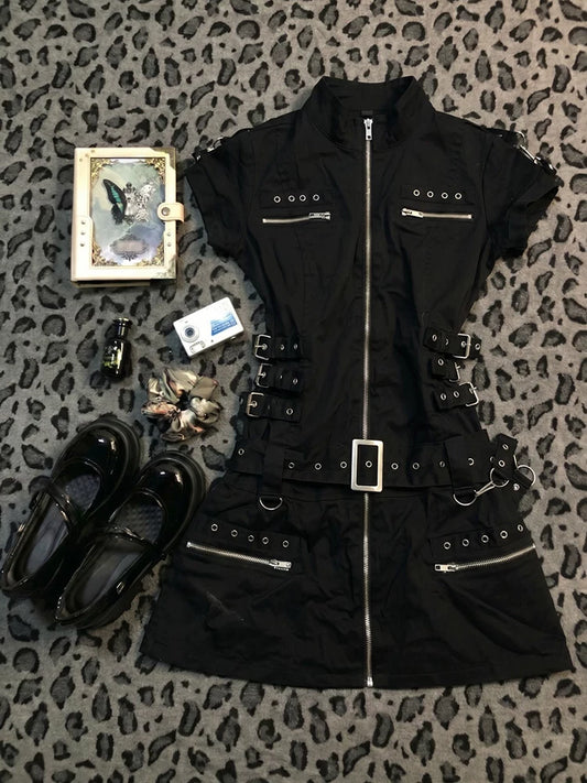 Black Cinched Waist Gothic-Style Short-Sleeve Dress for Women Summer Zipper Design Slim-Fit Statement Piece
