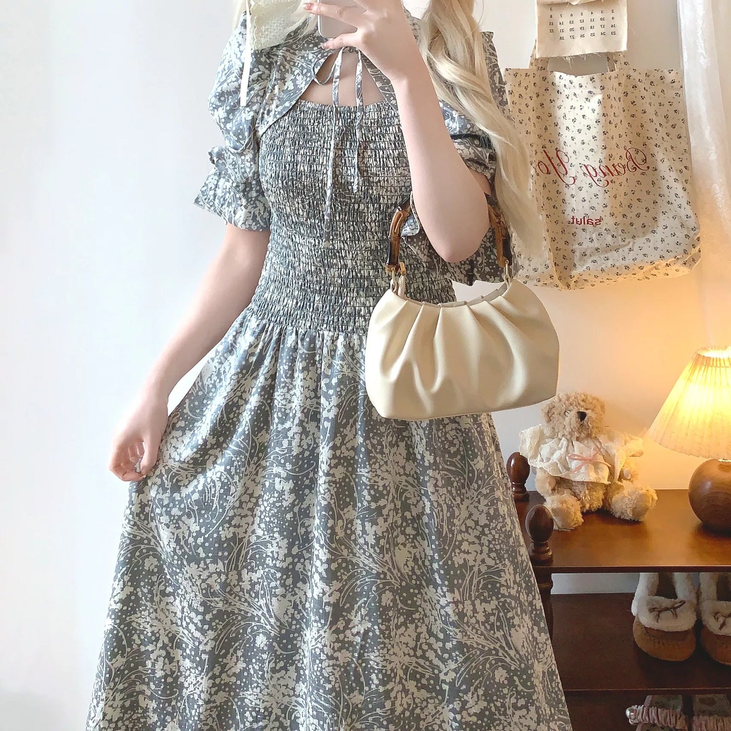 Japanese Single Elegant Vintage Hollow Lace Stand Collar Ink Splash Floral Pleated Waist Cinching Puff Sleeve Dress