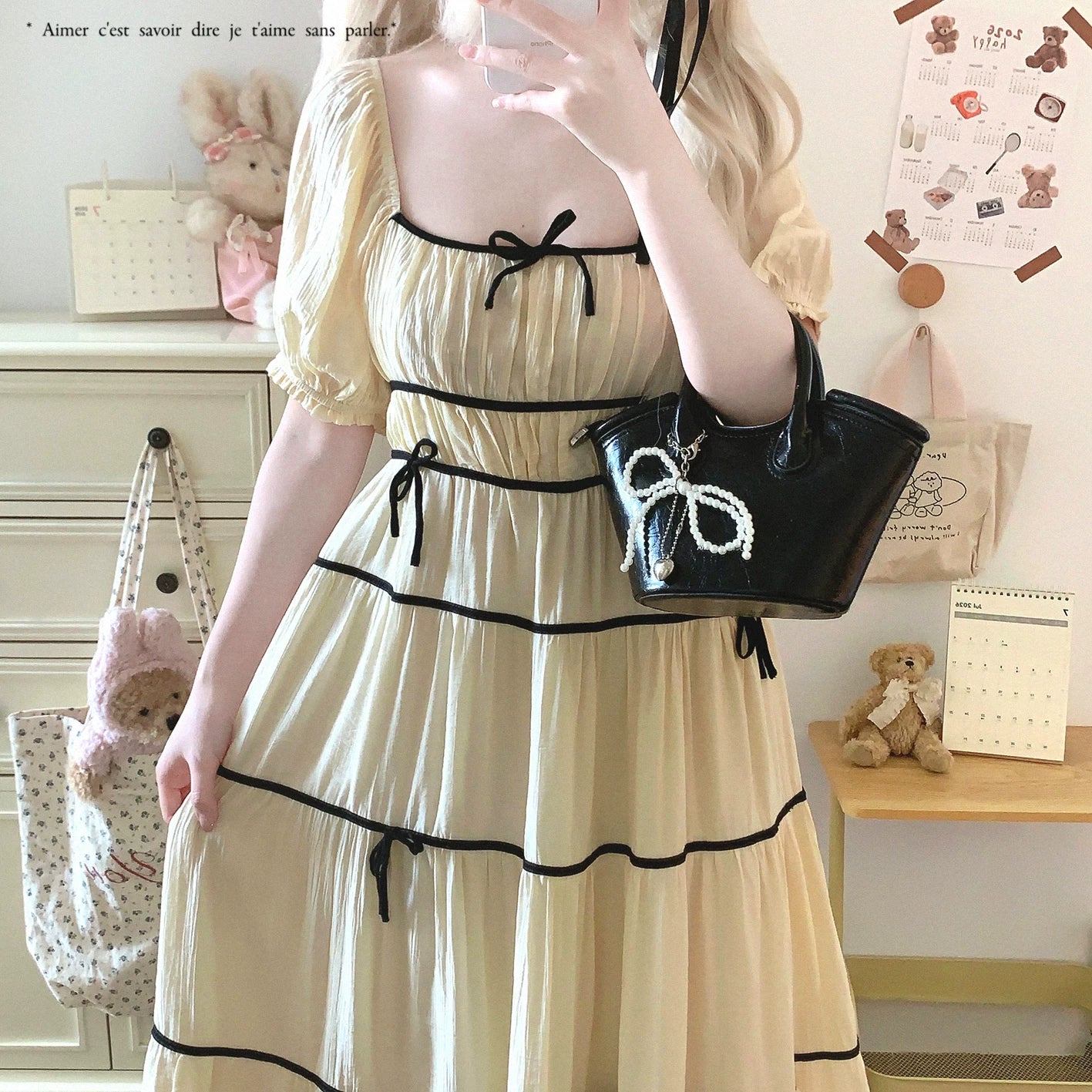 Last-Call Round-Neck Contrast Ribbon Bow Pleated High-Waisted Puff Sleeve Dress *f