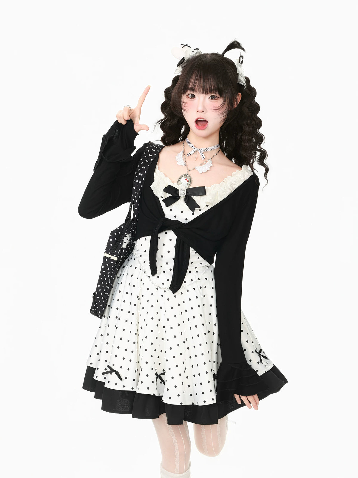 Blue Ghost Park Languid Park Korean-Style Two-Piece Set for Women: Cardigan and Dress, Elegant Autumn Outfit - Black Cardigan