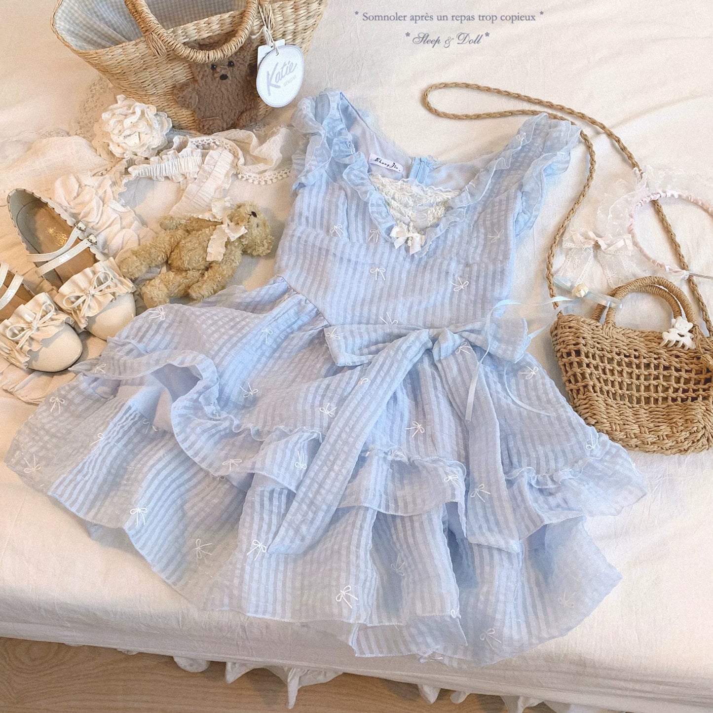 Last-Call Sweet Ruffled Hem Puff-Sleeve Lace Bow Embroidered Pure-Desire Tiered Princess Dress