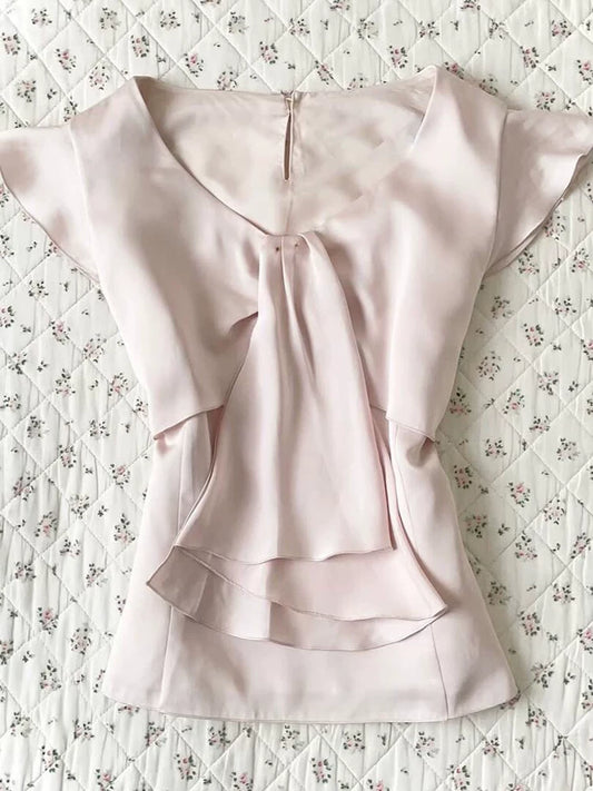 Pink French-Chic V-Neck Flutter Sleeves Flattering Slim-Fit Top Elegant and Refined, Minimalist Design for Women Summer
