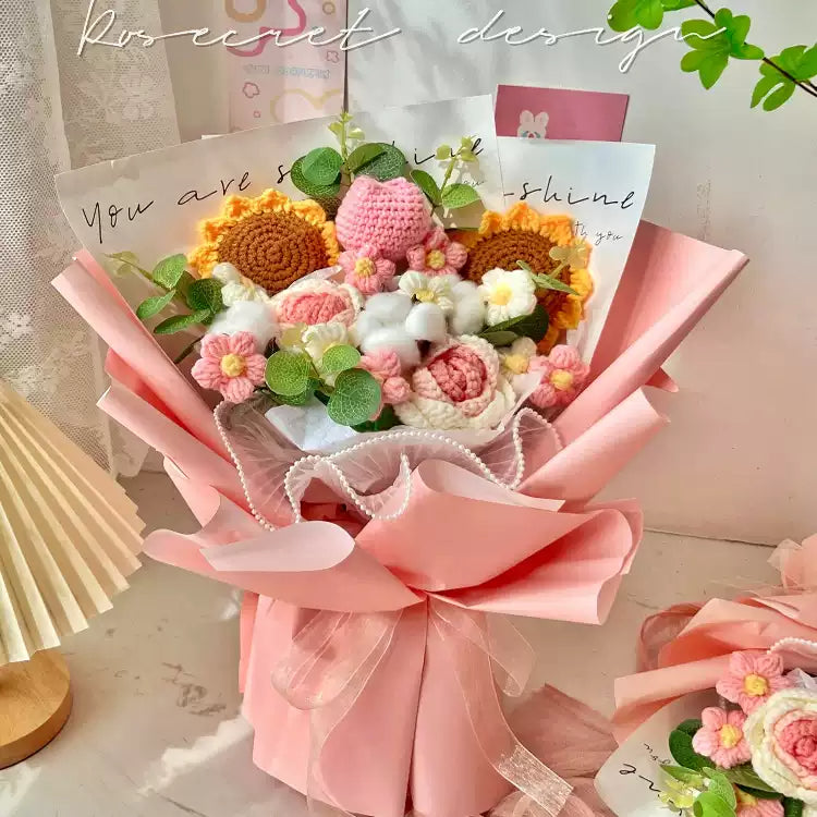 Wool crochet bouquet hand-knitted rose
