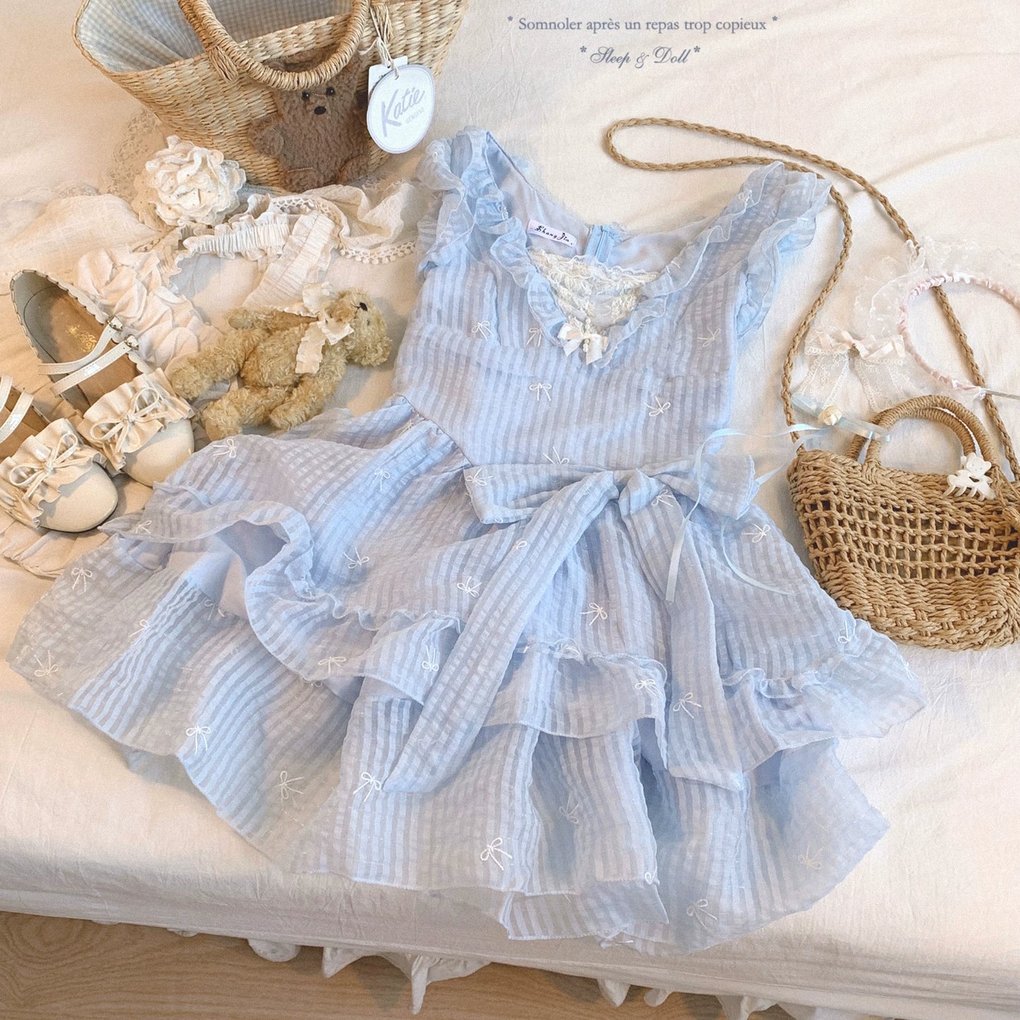 Last-Call Sweet Ruffled Hem Puff-Sleeve Lace Bow Embroidered Pure-Desire Tiered Princess Dress