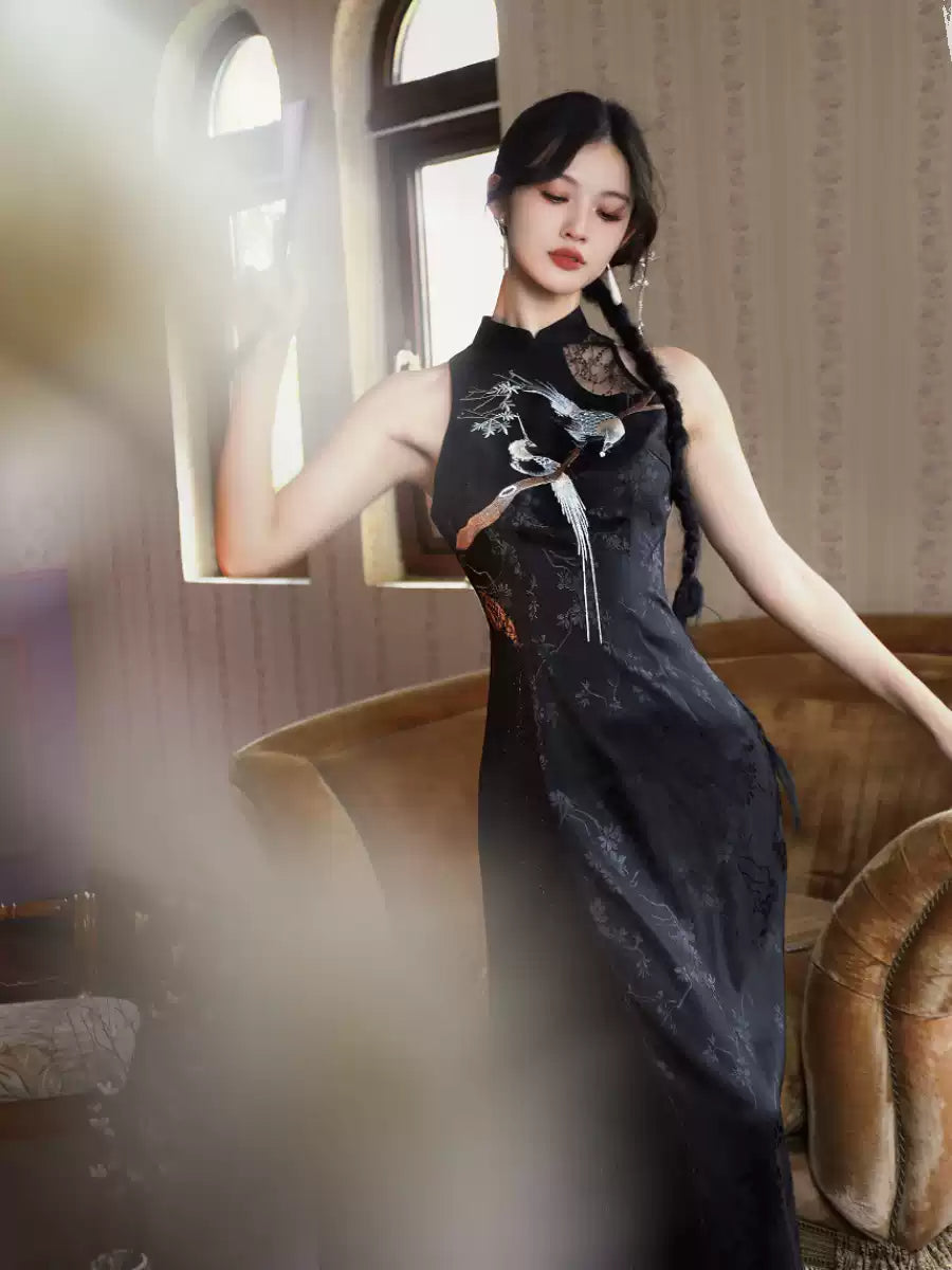 Ancient Painting Embroidery Sleeveless Black Dress