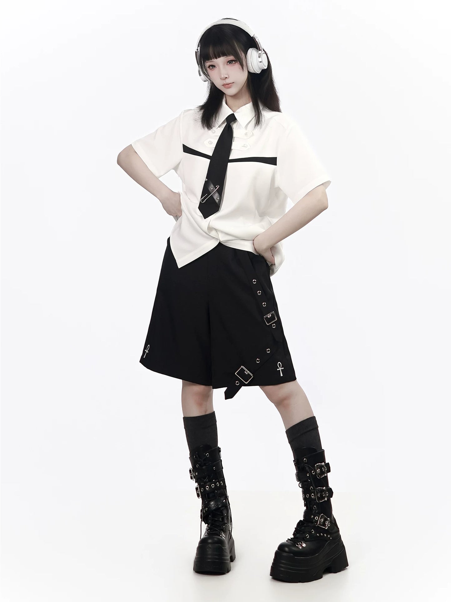 Ready Stock Shipping【Starry Plan】Casual Shirt & Suspender Shorts Set—Flattering Fit, Cool Summer Design