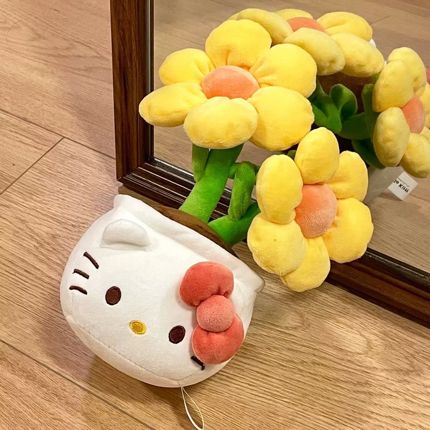 KT bouquet plush potted plant doll