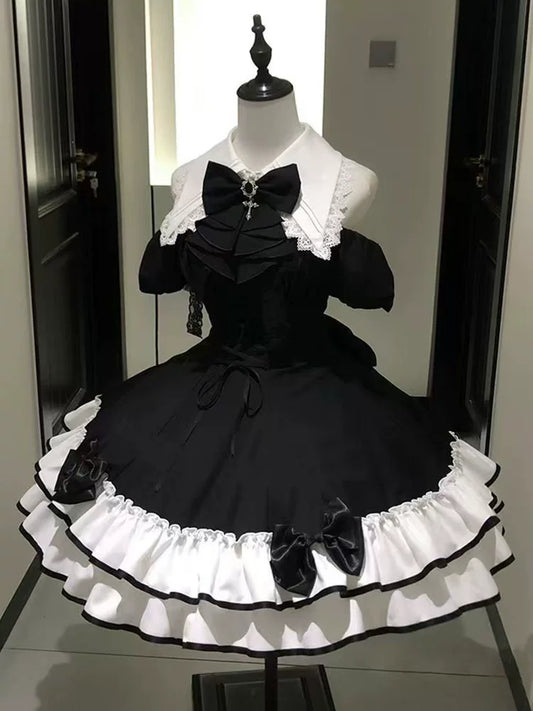 Gothic Lolita Black-and-White Color-Block Bow Decor Cinched-Waist Off-Shoulder Full Skirt Dress
