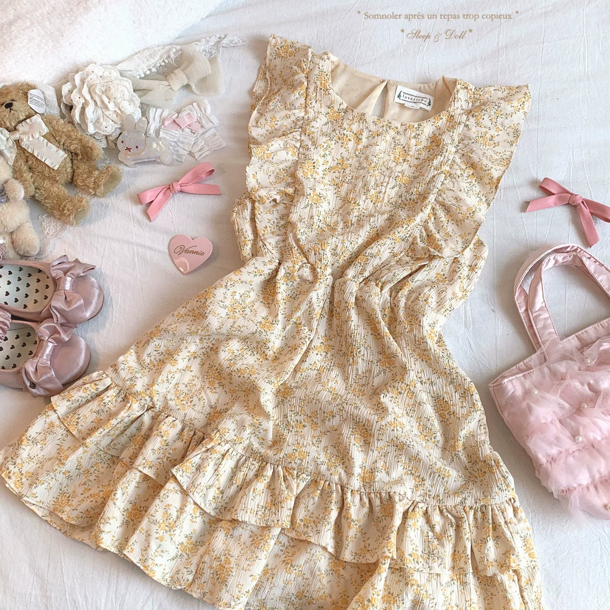 Room-Saving: Cotton Ditsy Floral Off-the-Shoulder Ruffled Trim Peter Pan Collar Vintage Dress