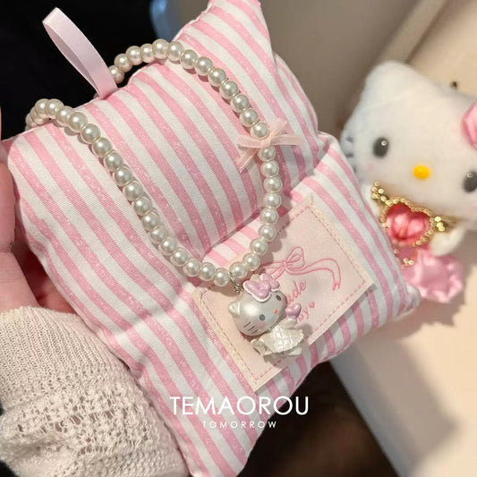 Bow KT Cat Pendant Pearl Necklace