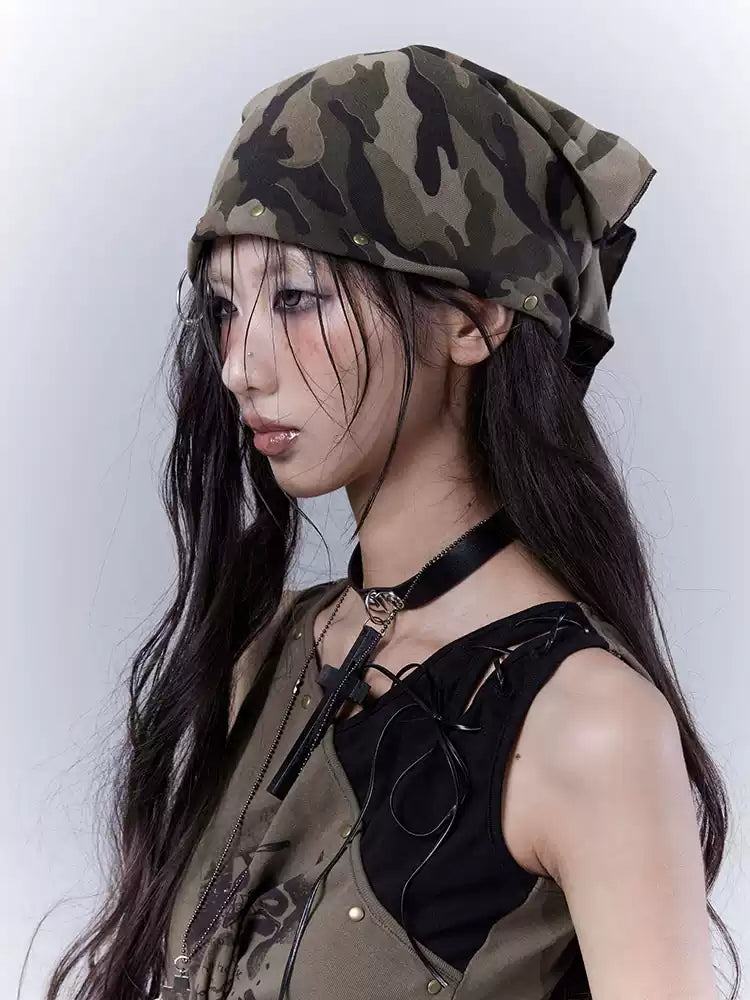 Rivet camouflage square scarf