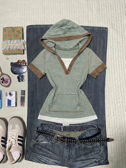 Vintage Green Striped Hooded Short-Sleeve T-Shirt Dress for Summer—Women’s Fitted Waist, Flattering, Small-Boutique Style