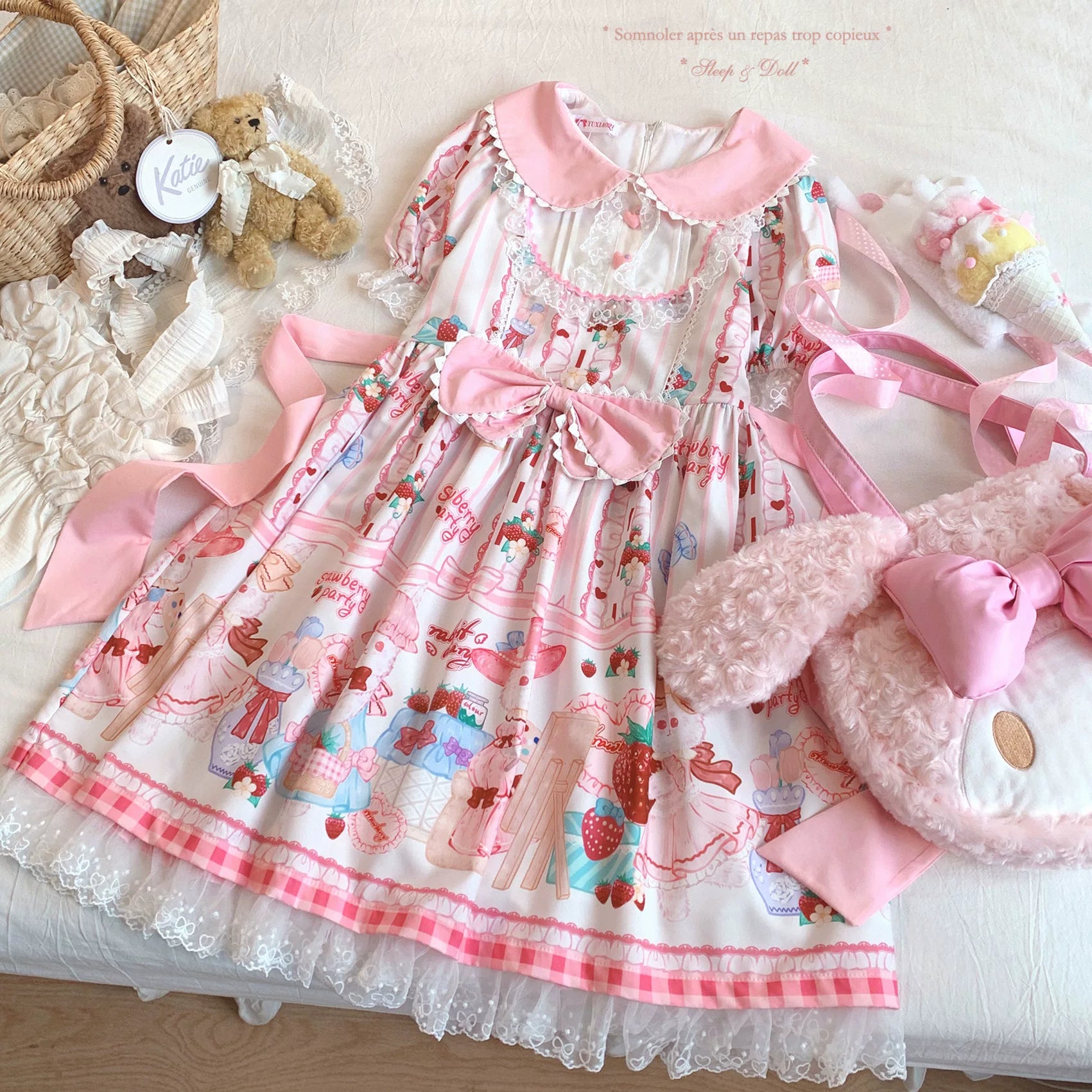 Last-Call HGL Soft Girl Sweet Heart Clasp Doll Collar Contrast Lace Cute Strawberry &amp; Little Bunny Print Dress