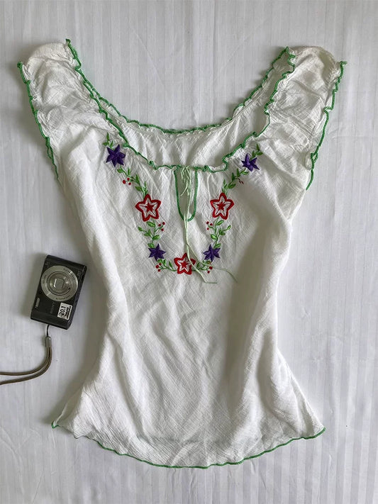 Vintage Y2K Outfit White Cami Top, Slimming Corset Fit, Sleeveless Vest with Unique Boutique Design