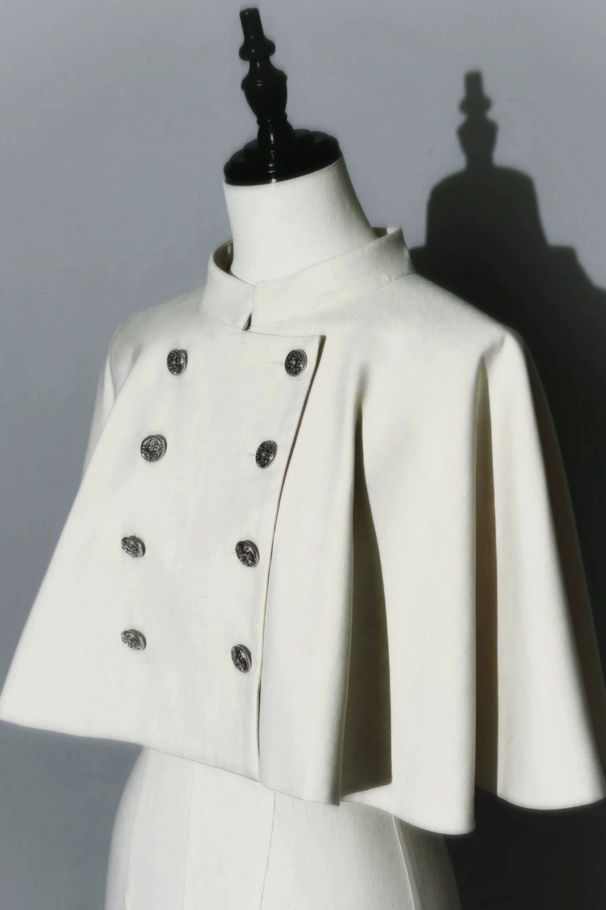 Gothic Lolita Coat + Cape + Cross Collar White［Cape］