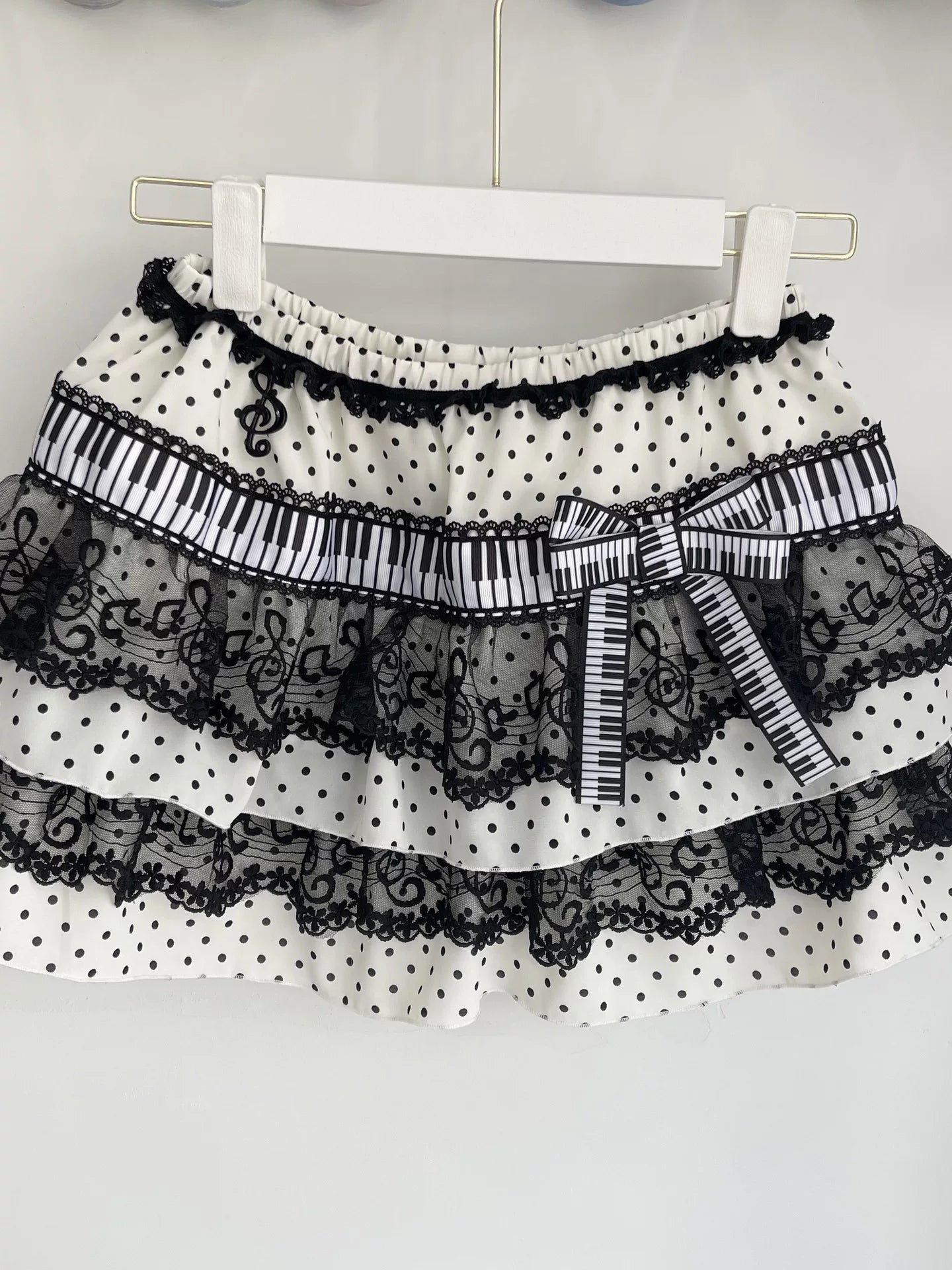 Sumyee Polka Dot Note Cosplay Puffy Skirt Sexy Sweet Lace Flounce Cake Mini Skirt Petticoat