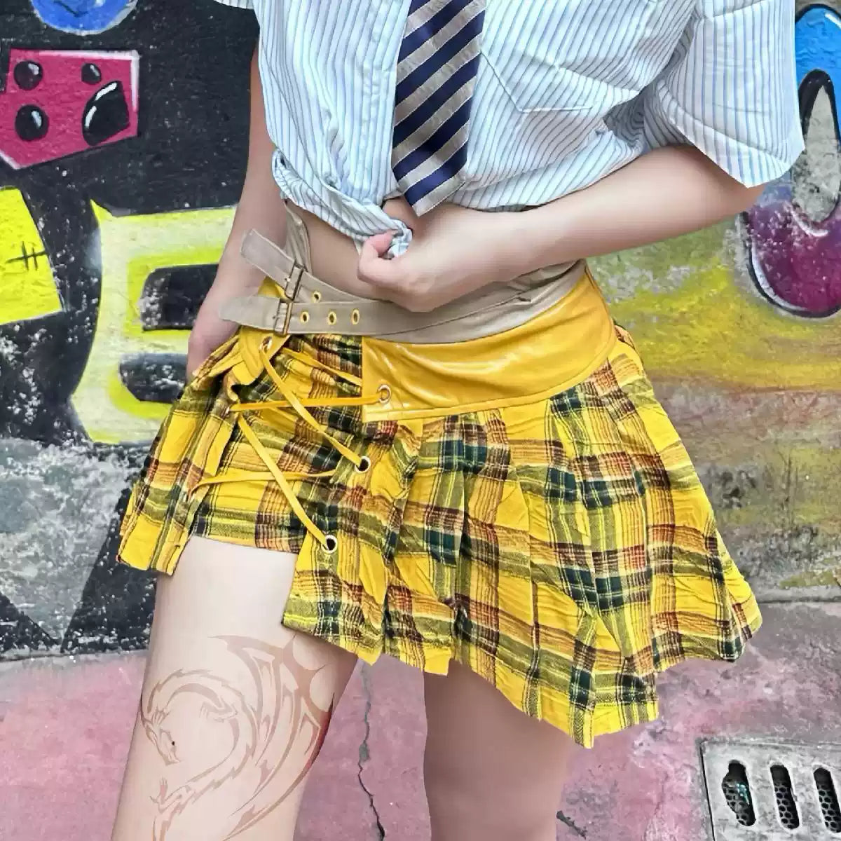 Yellow plaid irregular fine wrinkle skirt