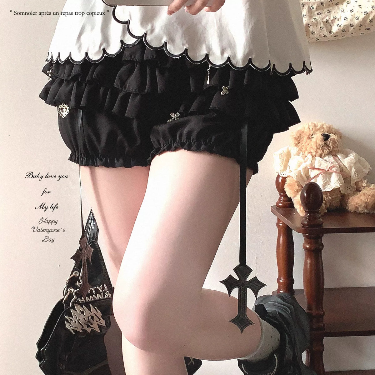 sleepingdoll Handmade Cross Layered Lace Ruffled Cake Half Skirt “Pumpkin Pants”
