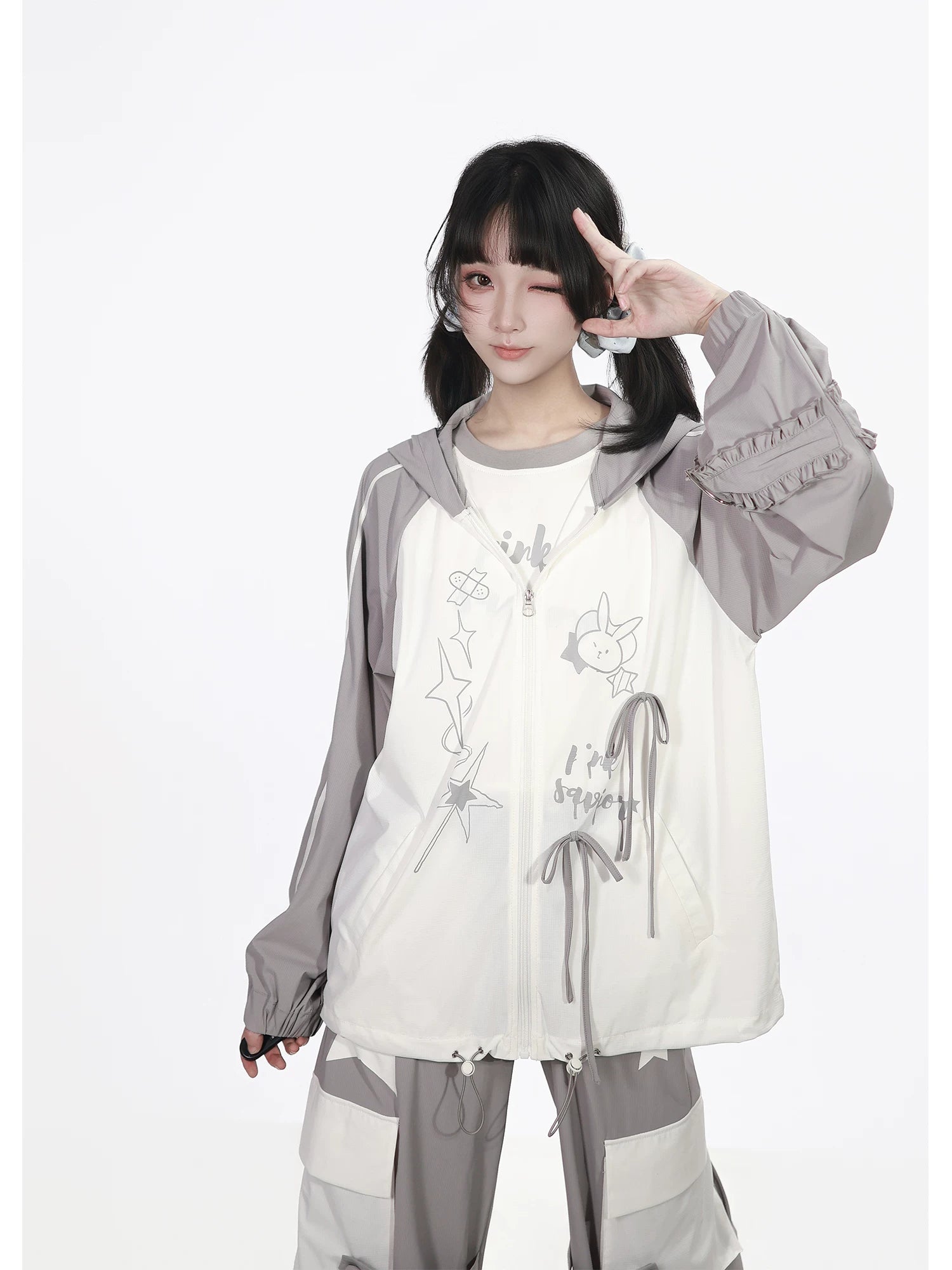 Pinksavior【Cool Glacier】White-and-Gray Contrast Summer Lightweight Jacket & Pants Set with Short Sleeves—Age-Reducing