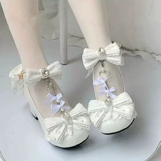 Hepburn-Style Lolita Sweet Lace Mary Jane Low-Heel Shoes with Cute Chain, Bow, and Mary Jane Details