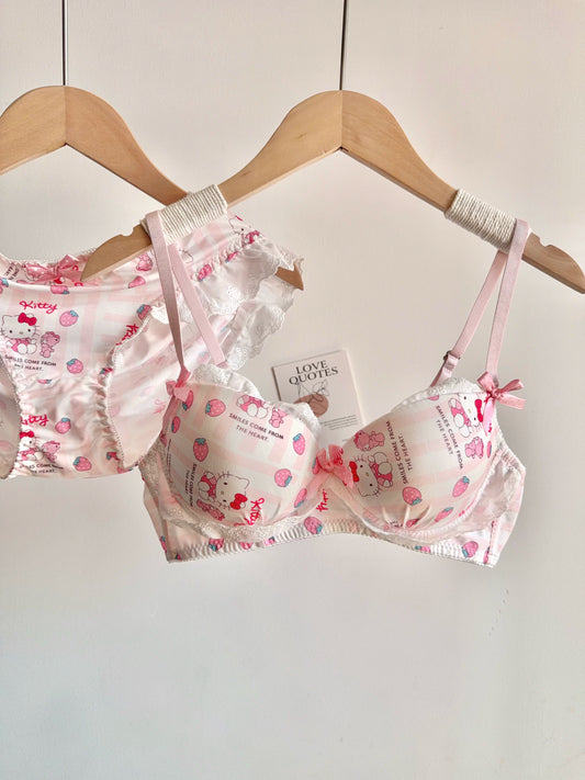 Cute Kitty Cat Lingerie Set | Japanese-Inspired Wireless Push-Up Bra & Bow Detail