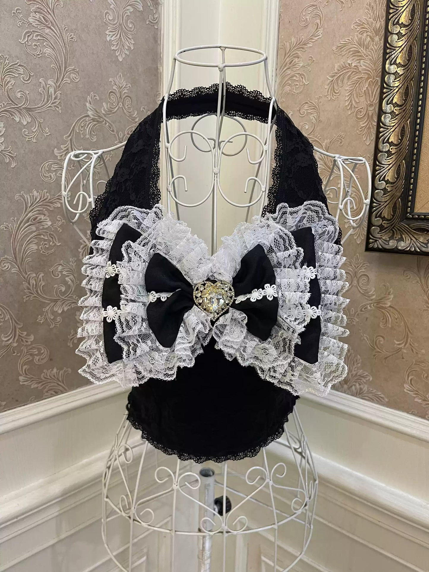Bow Love Diamond Lace Tank Top