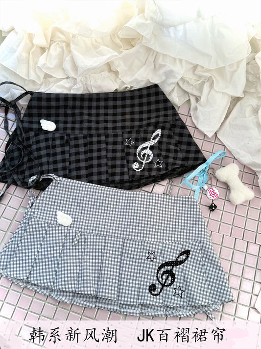 Vintage Plaid Pleated Skirt Layered Ruffle Bib Skirt for Women, Preppy Schoolgirl Style, Lace-Up Short Skirt with Angel Note Mini Bib