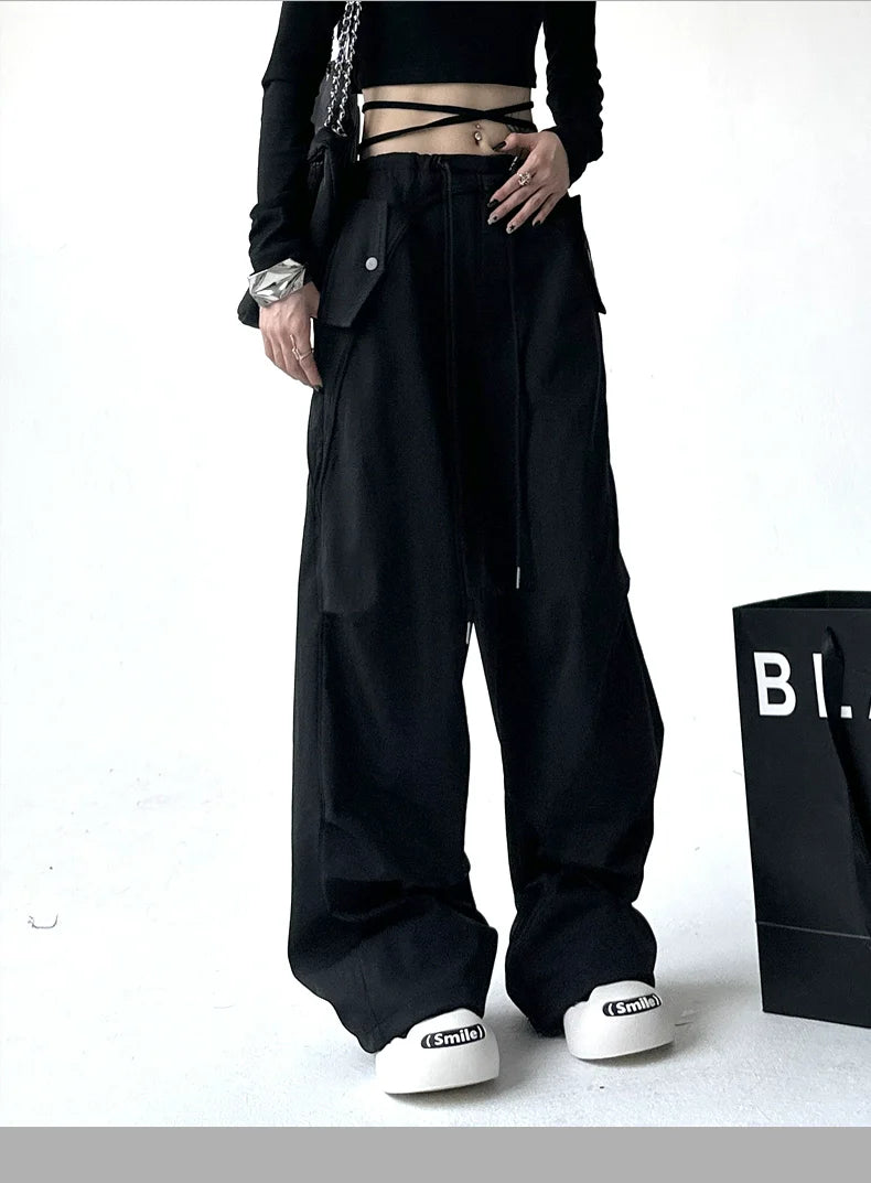 Utility Pocket Wide-Leg Trousers