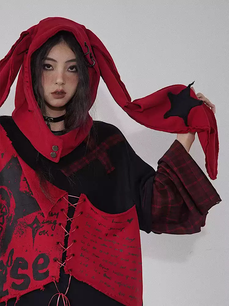 Star red and black hole heart hardware hat scarf