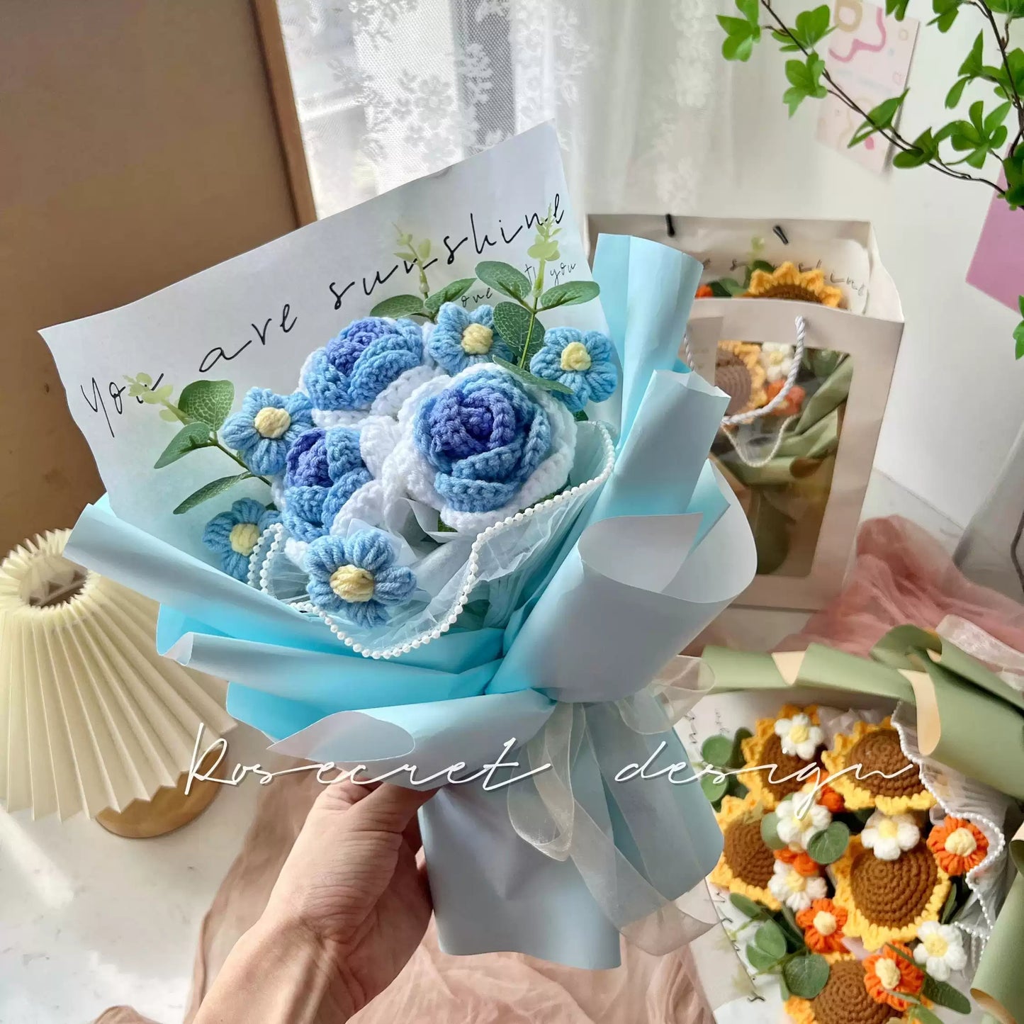 Wool crochet bouquet hand-knitted rose