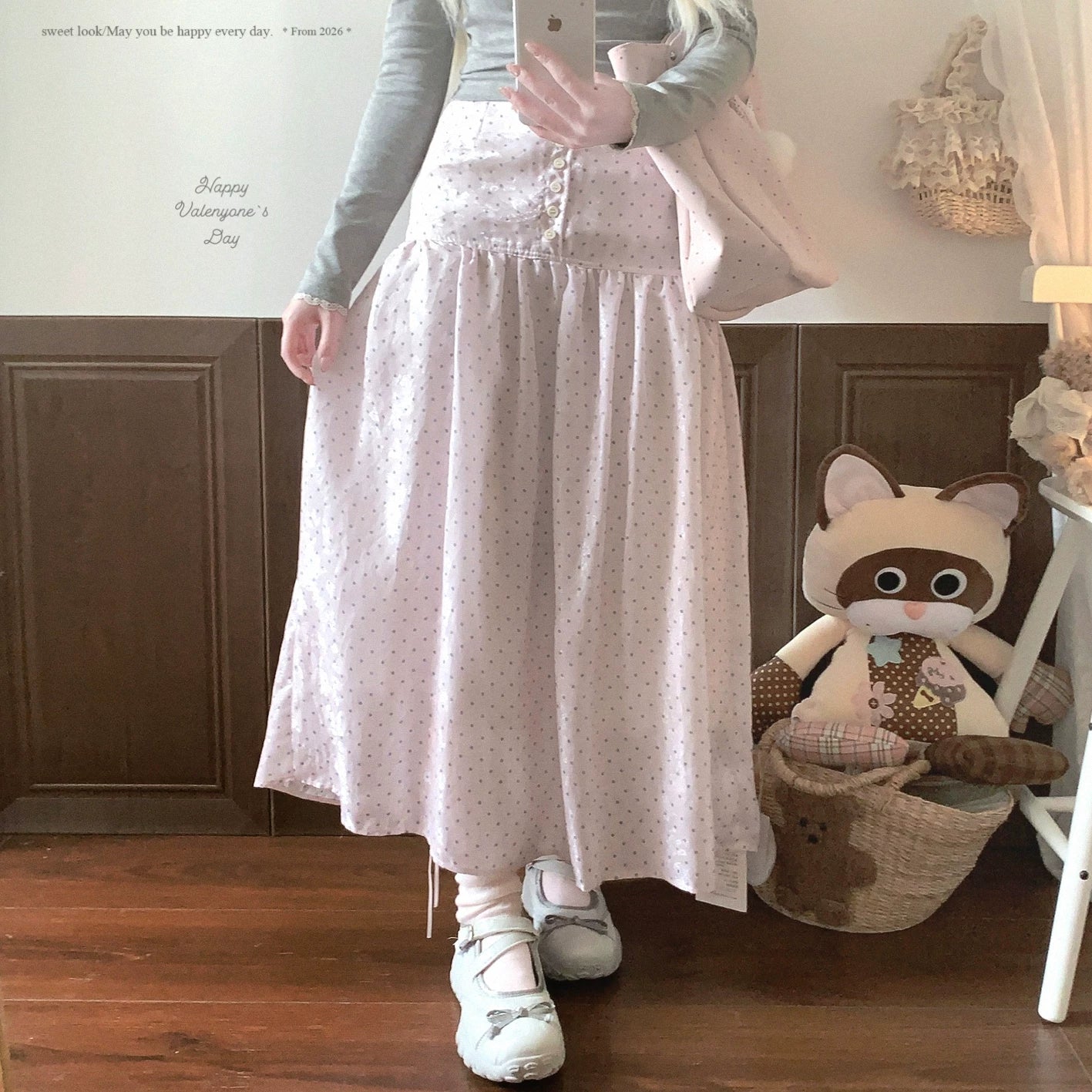 Final Stock Gray-Pink French Polka Dot High-Waist Single-Breasted Peplum Skirt with Sheeny Texture Jacquard Pattern