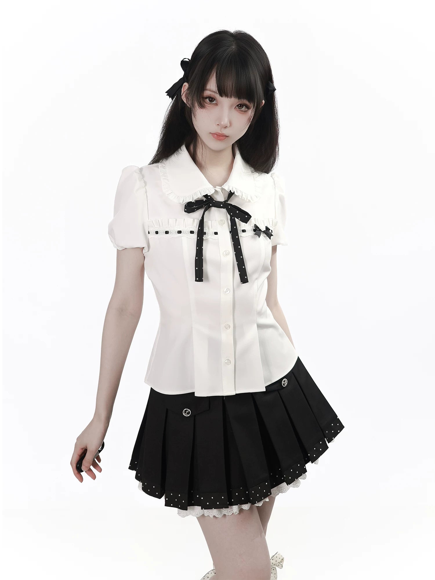 【Rose Poetry Collection】 Holiday Waist-Defining Black-and-White Color-Block Polka Dot Lace Hem Skirt, Korean Style for a Slimming Look
